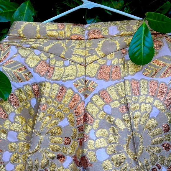 Rochas NWOT Metallic Damasque Pants - Picture 8 of 9